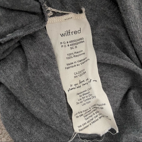 4 for $20 🖤 WILFRED Francois Open Back Top - Picture 4 of 5